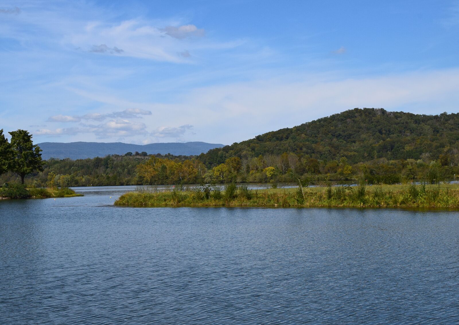 Nikon D3300 sample photo. Melton lake on sunny photography