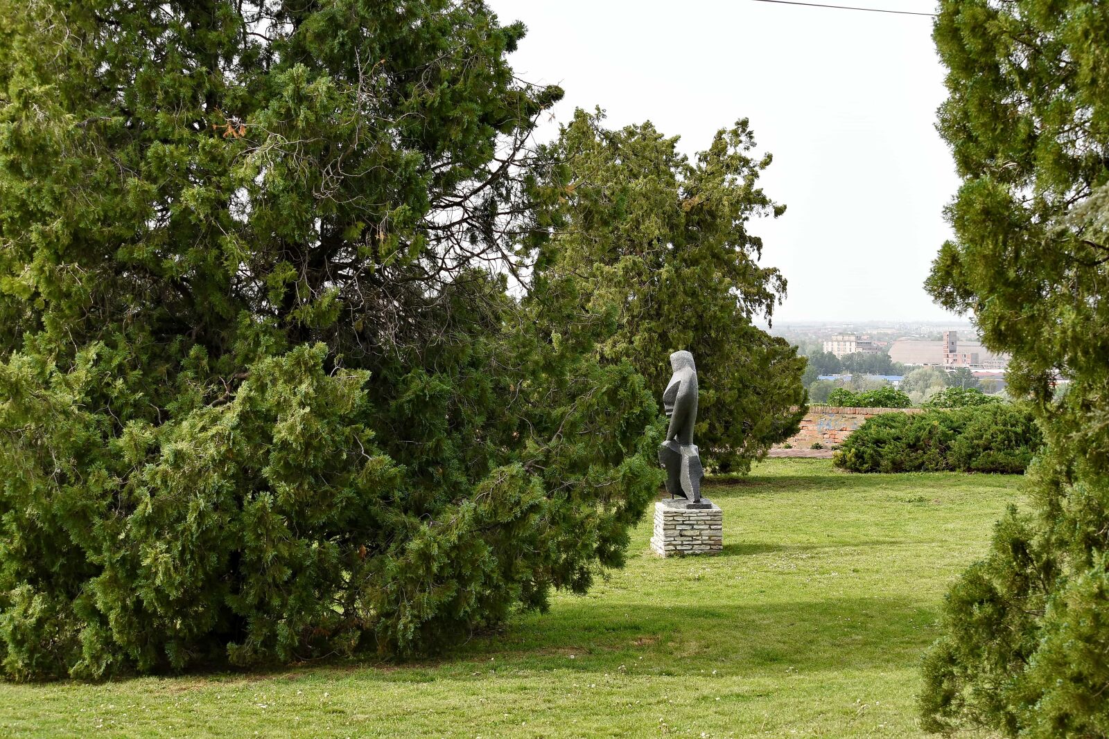 Nikon D5500 sample photo. Garden, statue, nature, tree photography