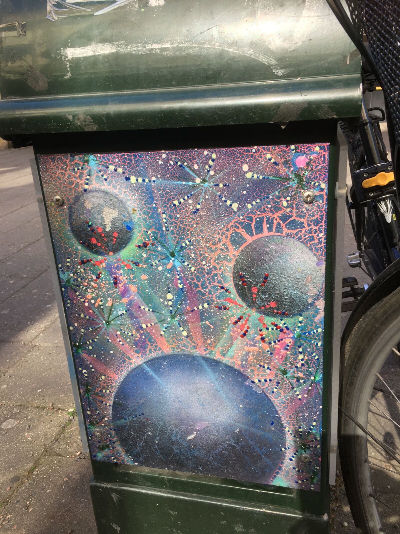Apple iPhone 6s sample photo. Street art, the planets photography