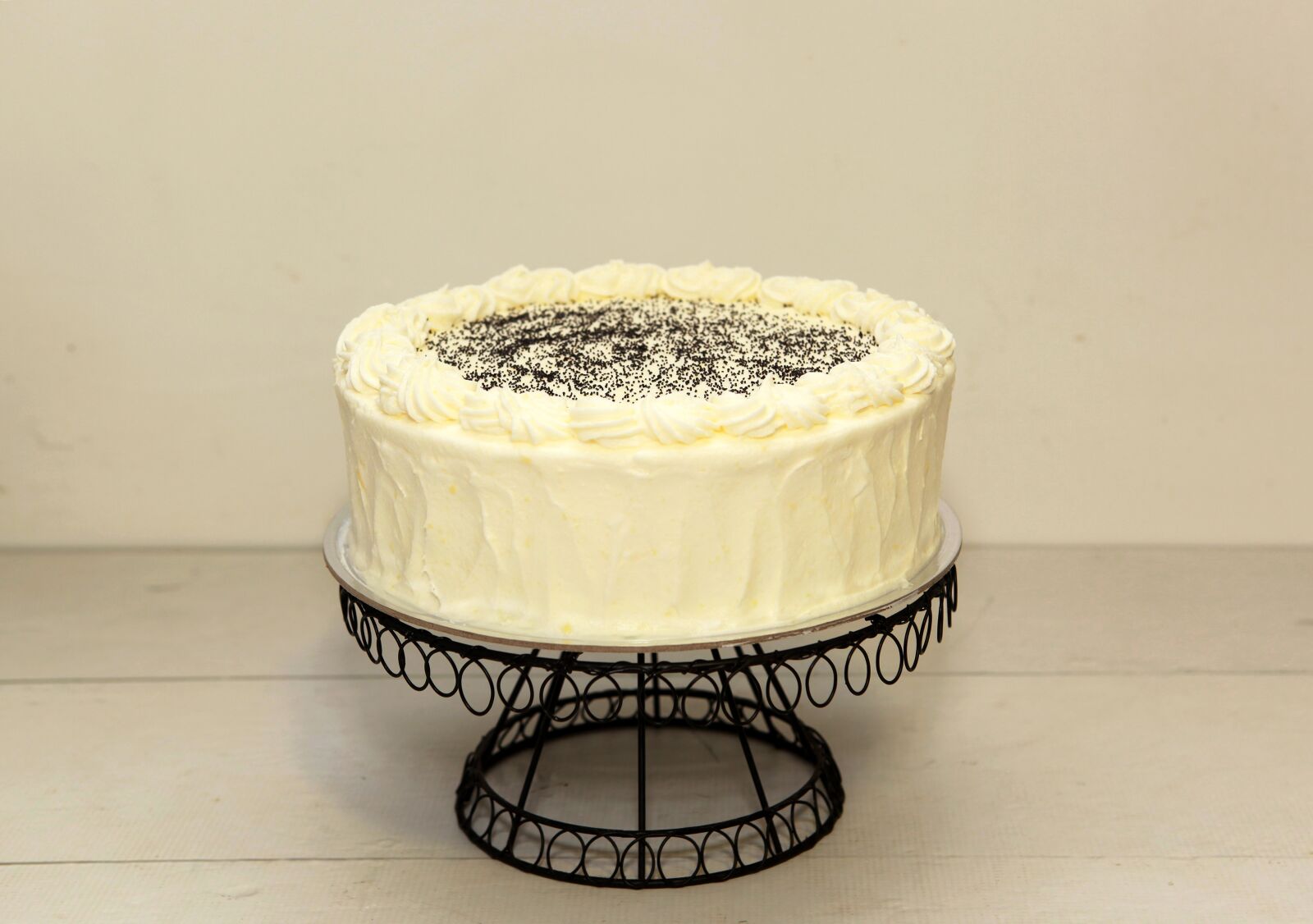 Canon EOS 5D Mark II sample photo. Cake, white, chocolate cake photography