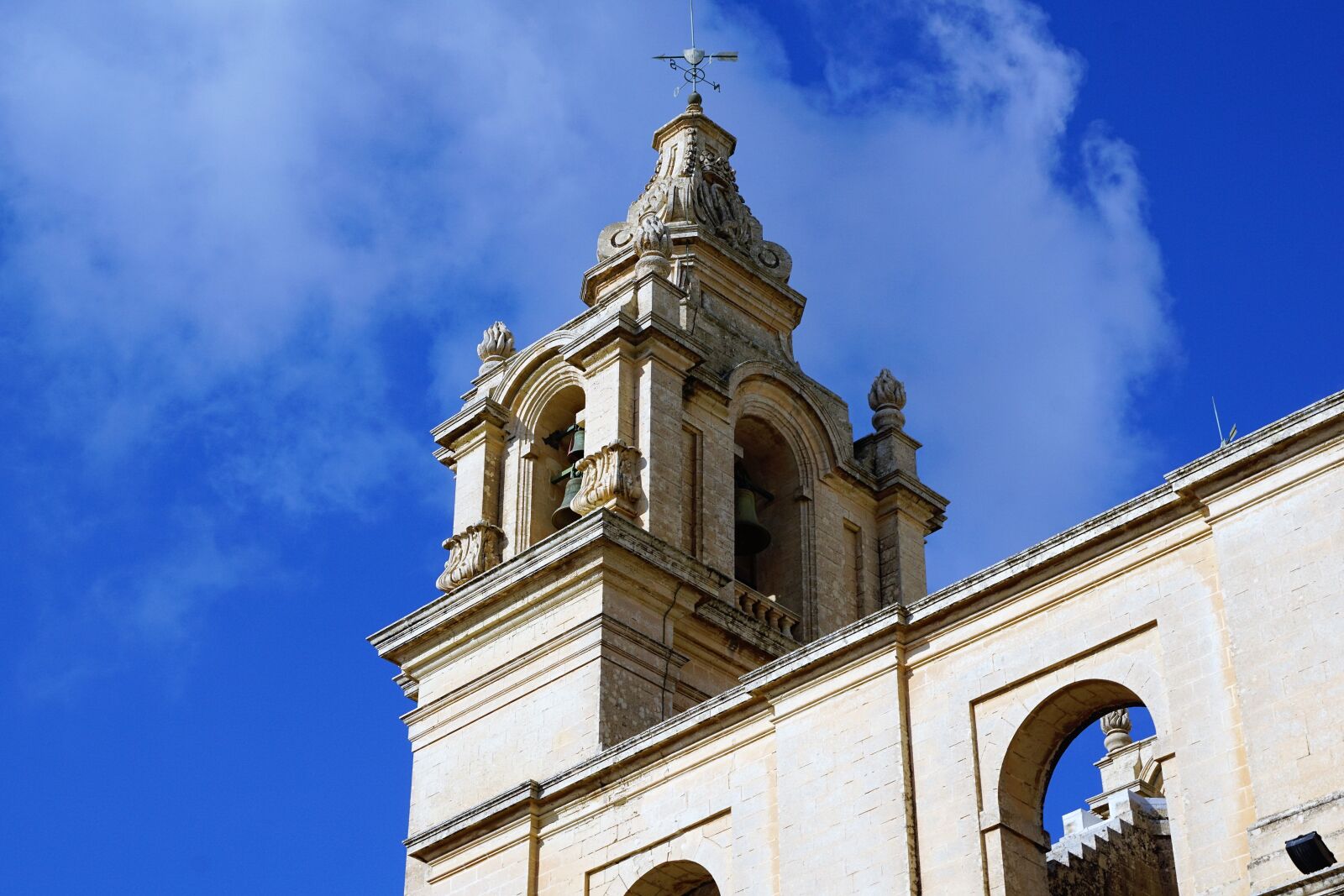 Sony ILCA-77M2 + Sony DT 16-50mm F2.8 SSM sample photo. Church, malta, mdina photography