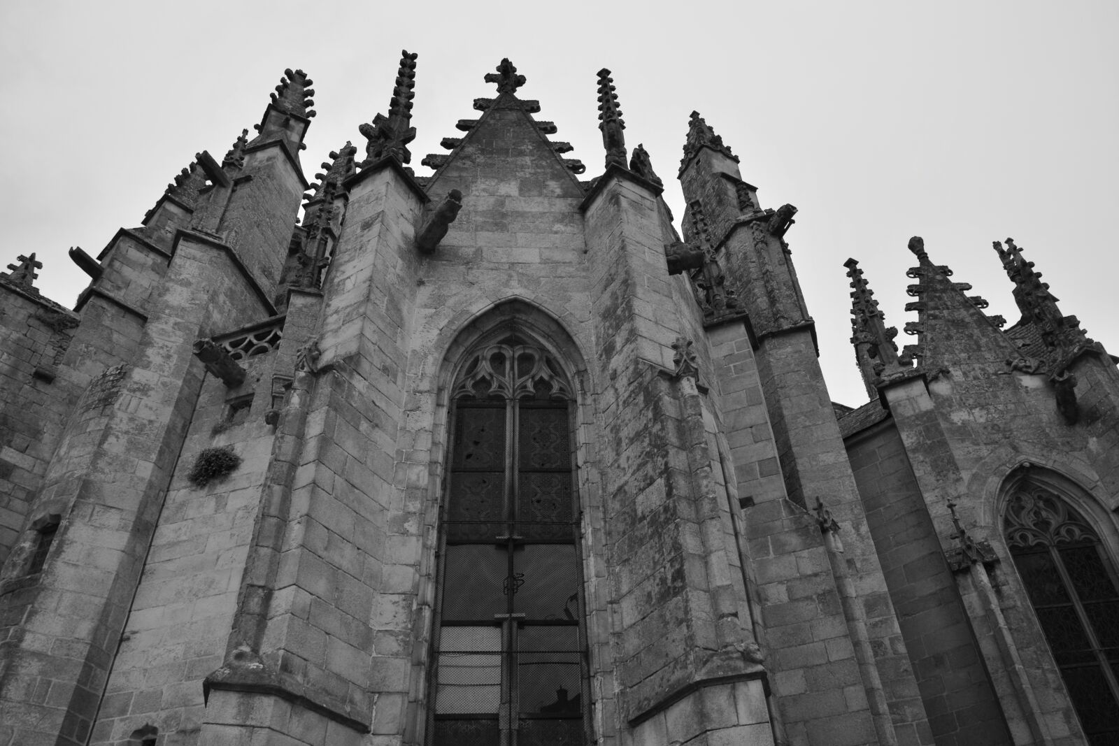 Nikon D5200 sample photo. Church of dinan, architecture photography