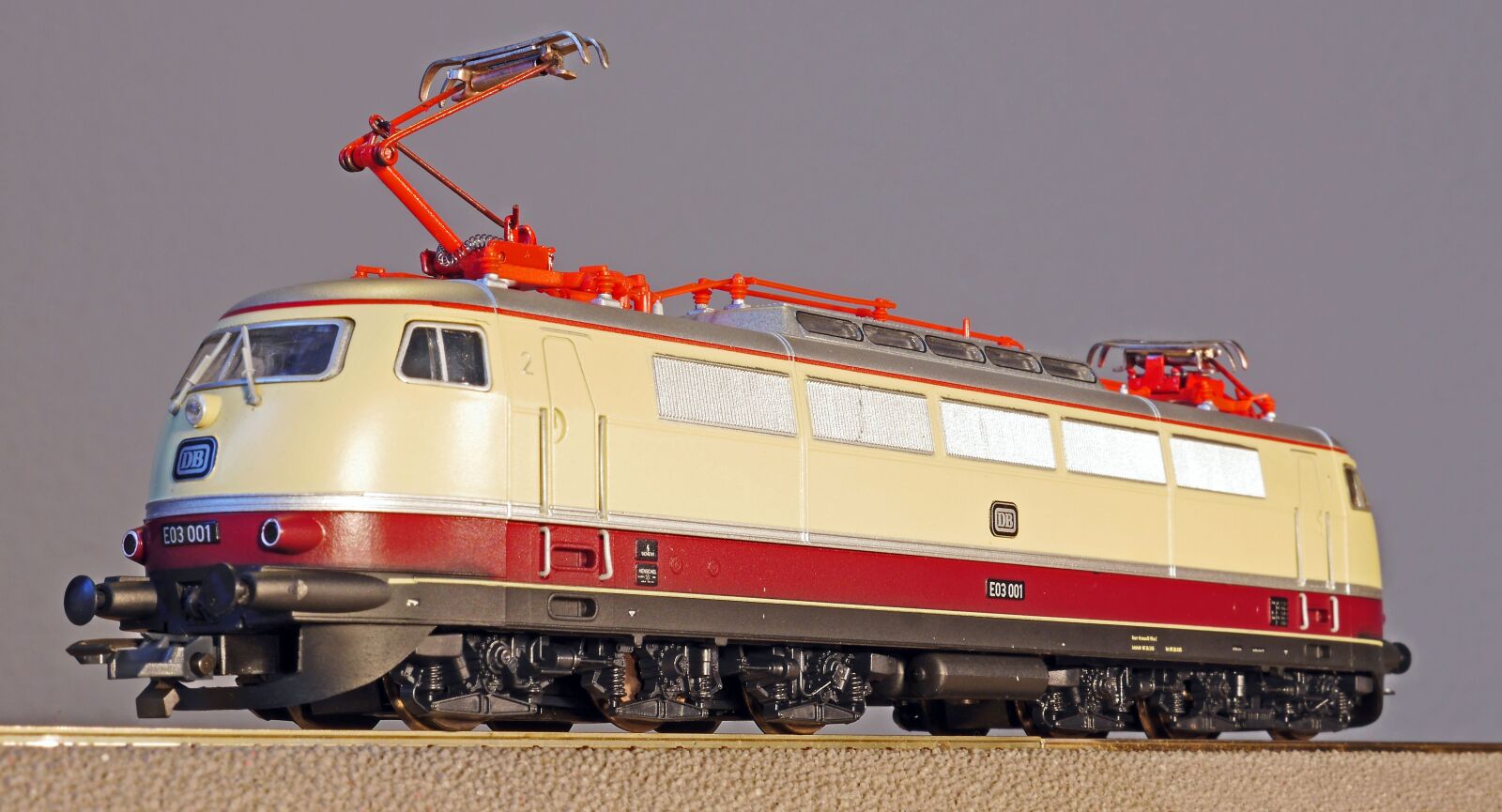 Panasonic Lumix DMC-GH3 sample photo. Model railway, scale h0 photography