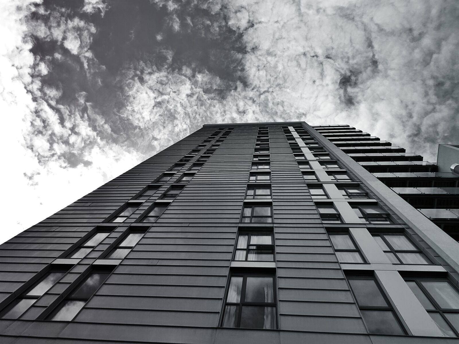 Sony DSC-HX60 sample photo. Architecture, black, and, white photography