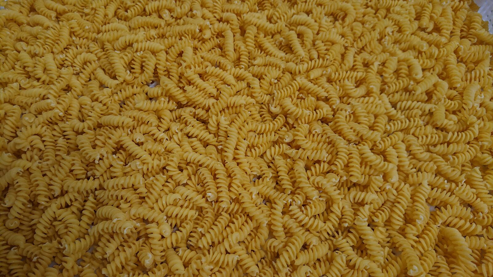 Sony Xperia XZ2 Compact sample photo. Noodles, pasta, fussili photography