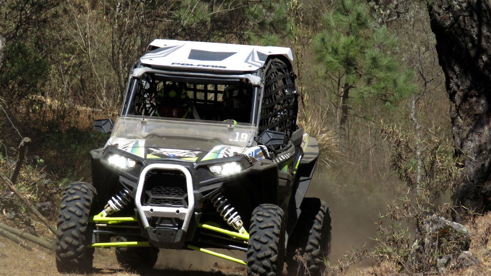 Canon PowerShot SX60 HS sample photo. All terrain, jeep, offroad photography