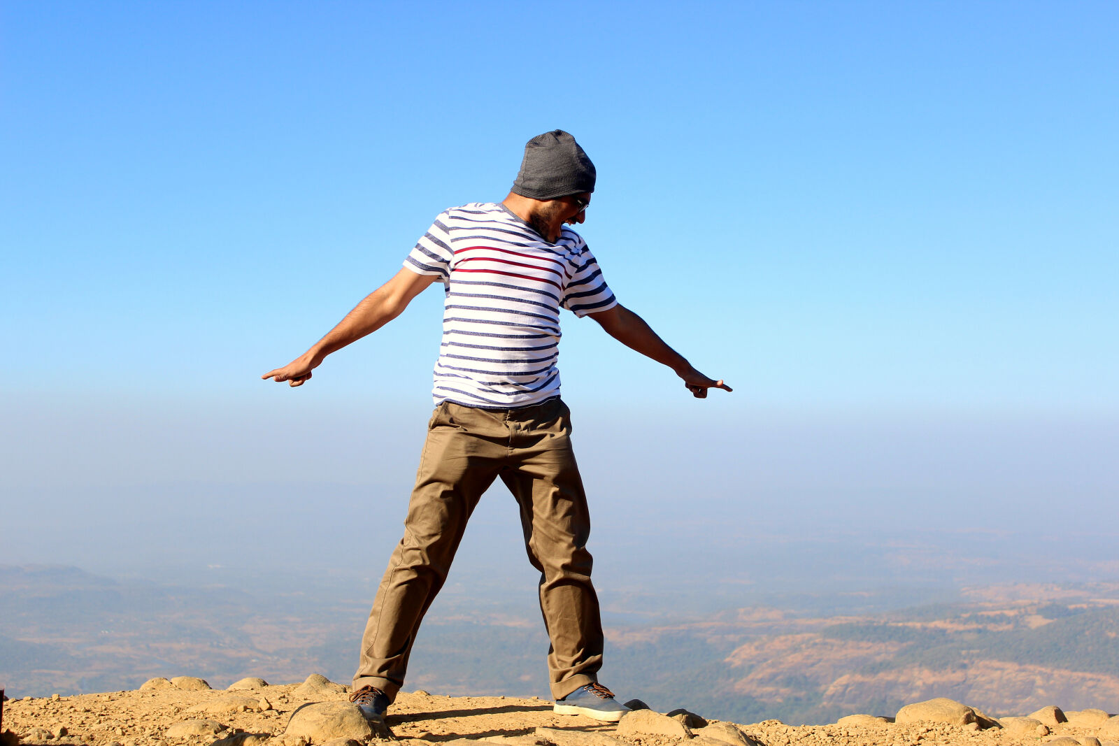 Canon EOS 600D (Rebel EOS T3i / EOS Kiss X5) sample photo. Adventure, blue, sky, chilling photography