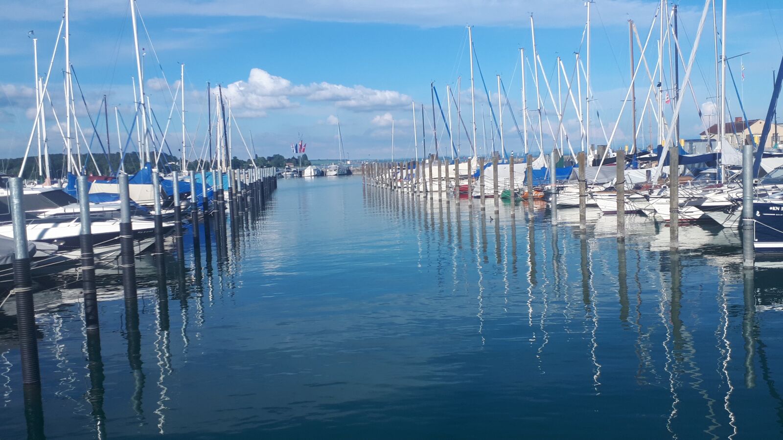 Samsung Galaxy A5(2017) sample photo. Bote, hafen, konstanz photography