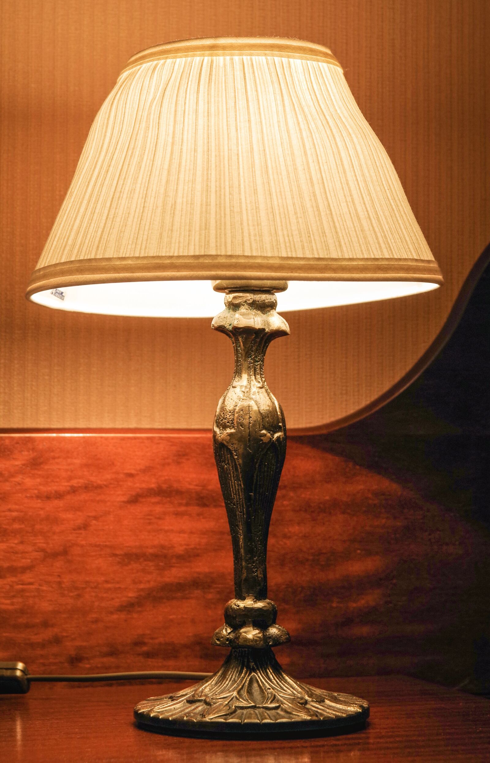 Pentax K-S2 sample photo. Replacement lamp, lampshade, light photography