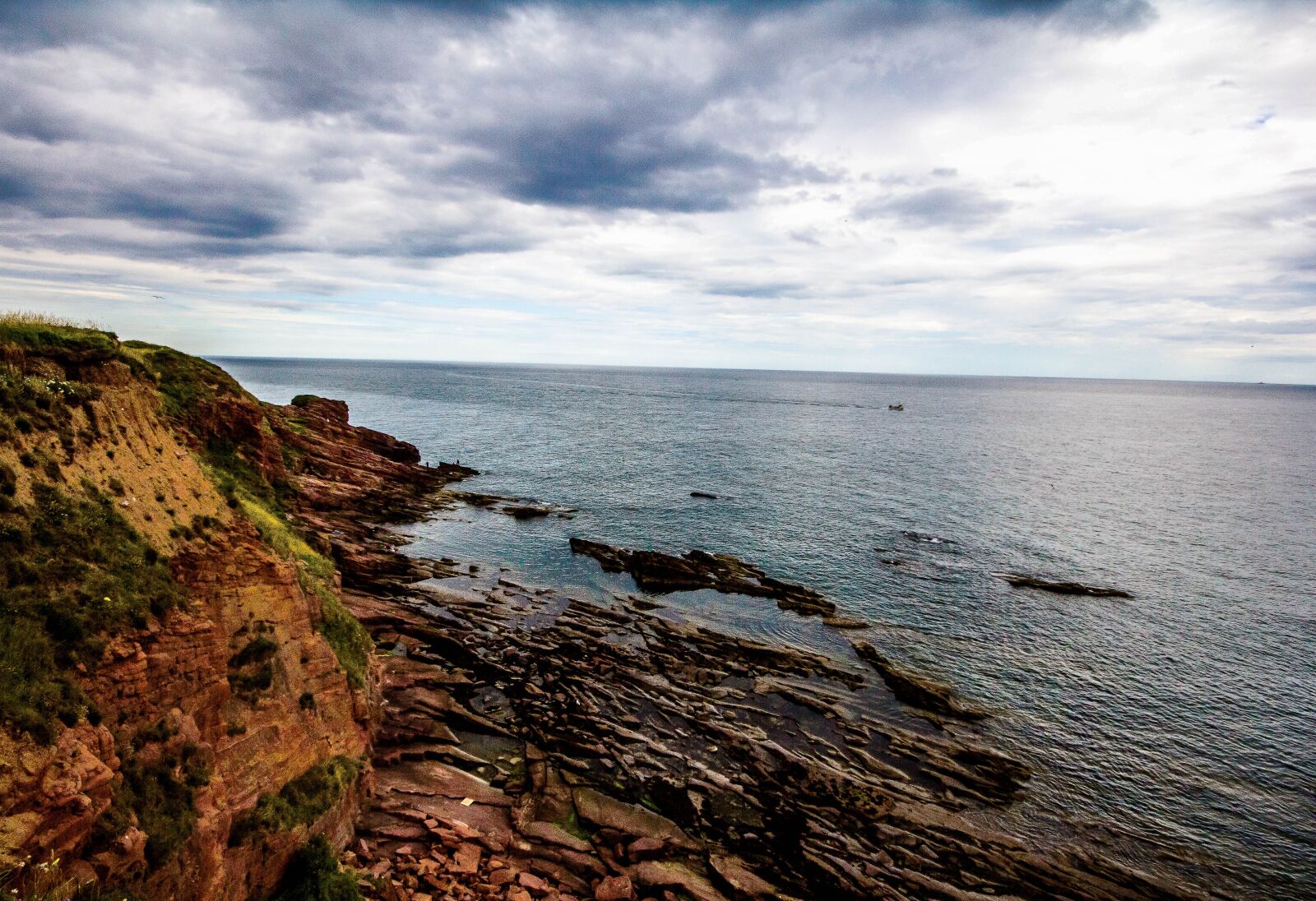 Canon EOS 60D sample photo. Edge, danger, outdoor photography