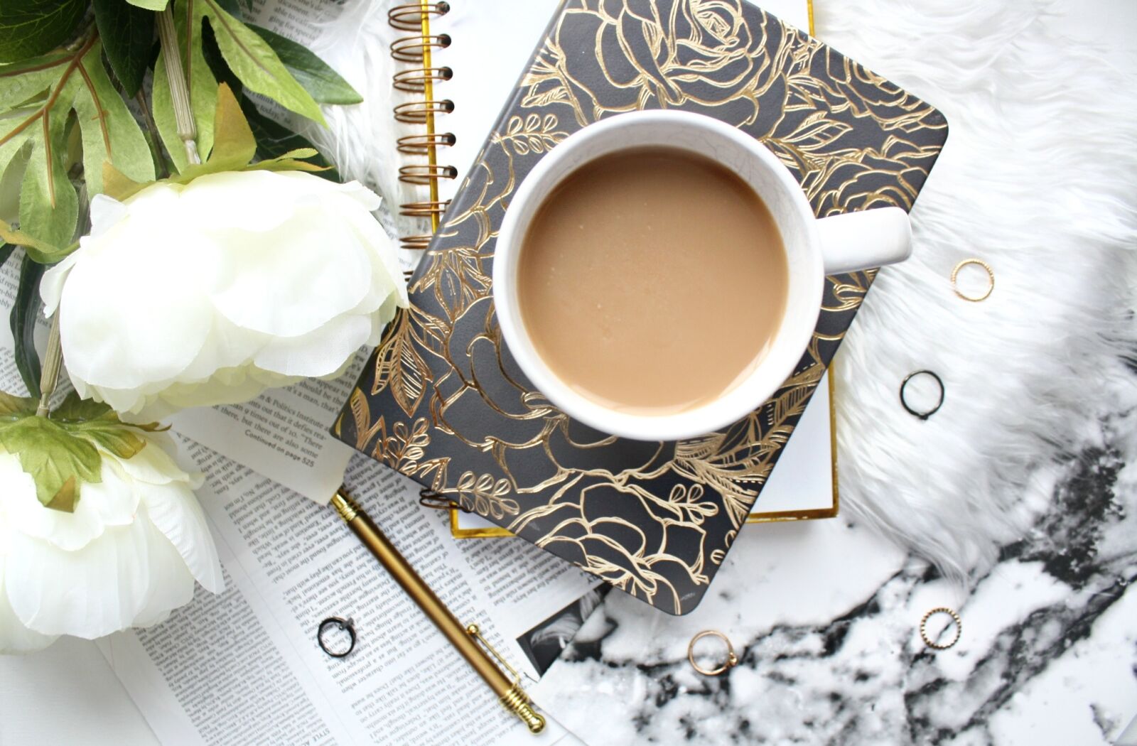 Canon EOS 1000D (EOS Digital Rebel XS / EOS Kiss F) sample photo. Desk, coffee, tea photography