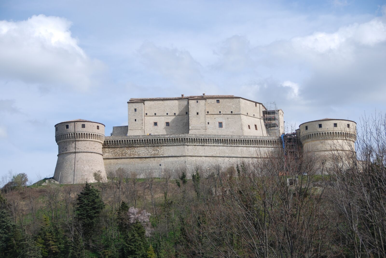 Nikon D80 sample photo. Castle, san leo, walls photography