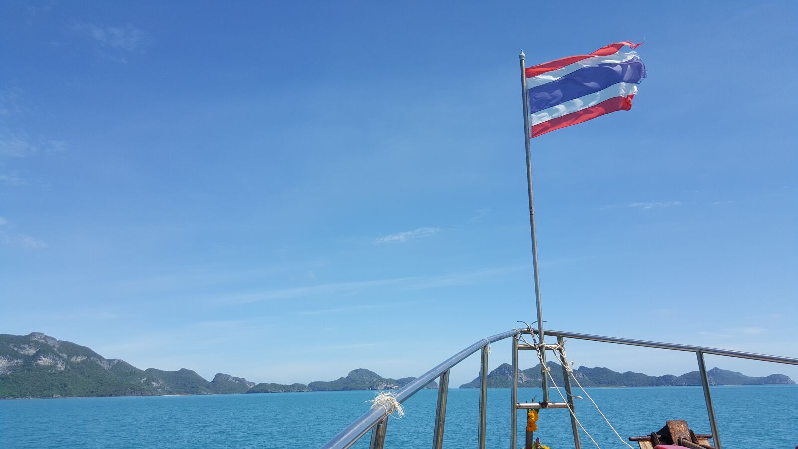 Samsung GALAXY S6 edge sample photo. Thailand, flag, ocean photography