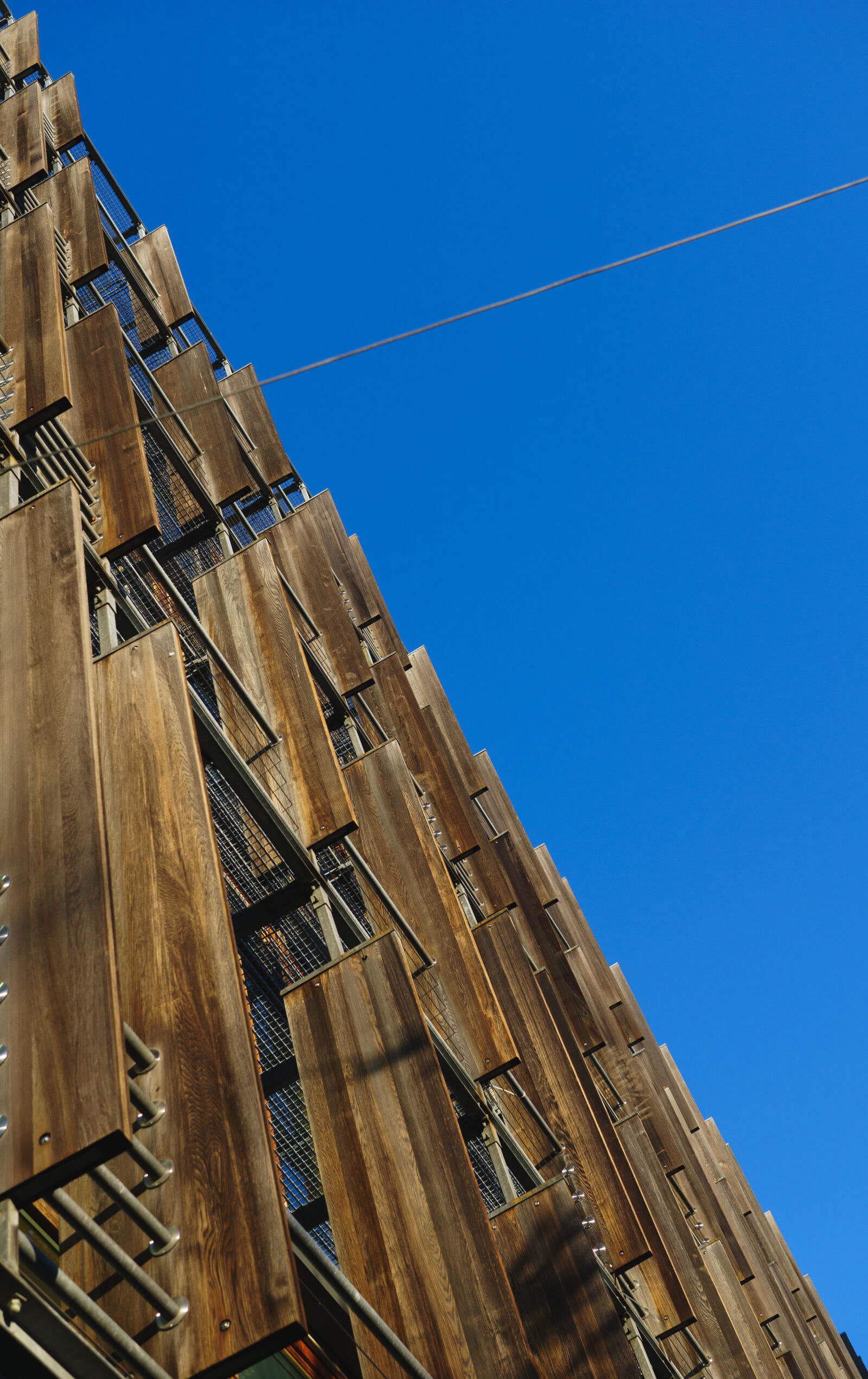 Sony a6000 + Sigma 30mm F2.8 EX DN sample photo. Architecture, buildings, sky, windows photography