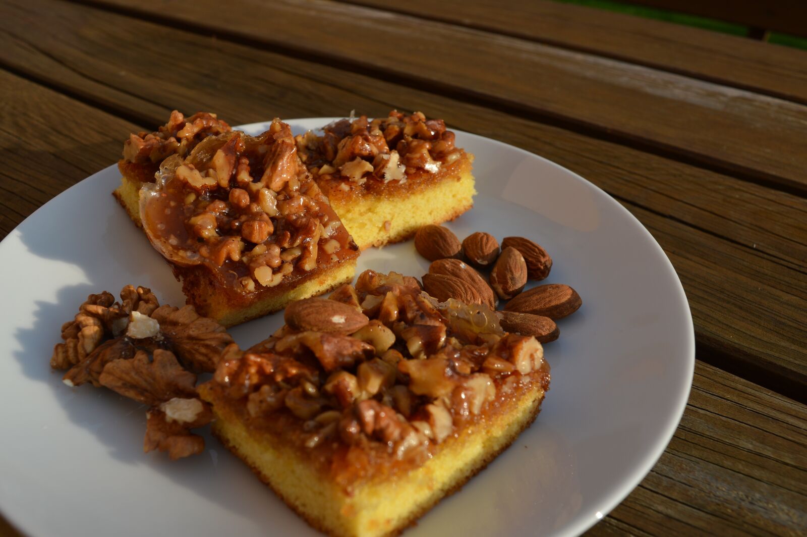 Nikon D3200 sample photo. Dessert, sweet, nuts photography