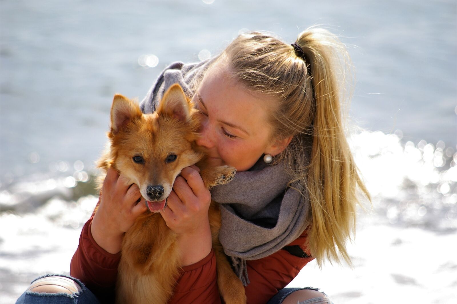 Pentax *ist DL sample photo. Woman, dog, tip photography