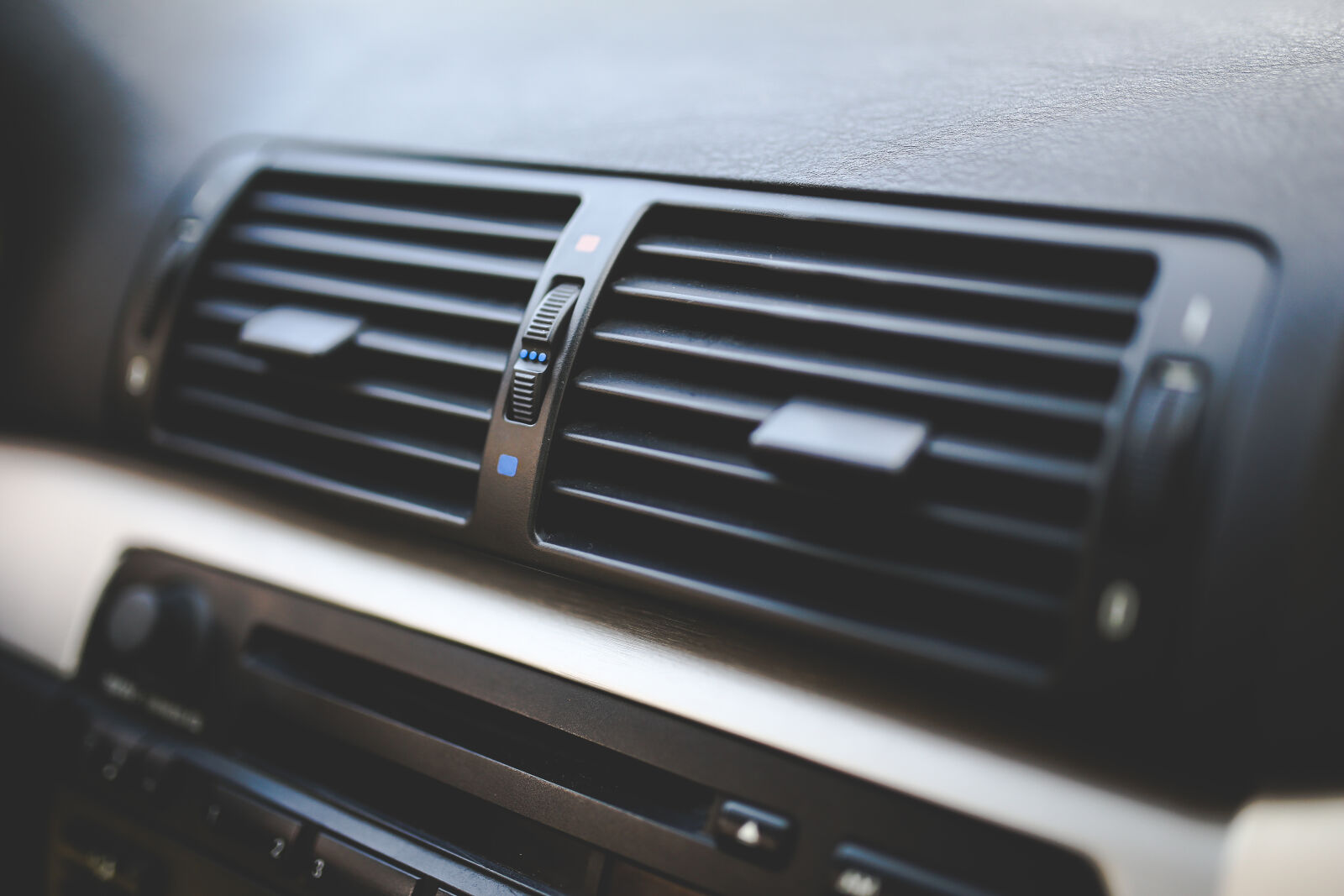 Canon EOS 6D + Sigma 35mm F1.4 DG HSM Art sample photo. Car, interior, air, conditioner photography
