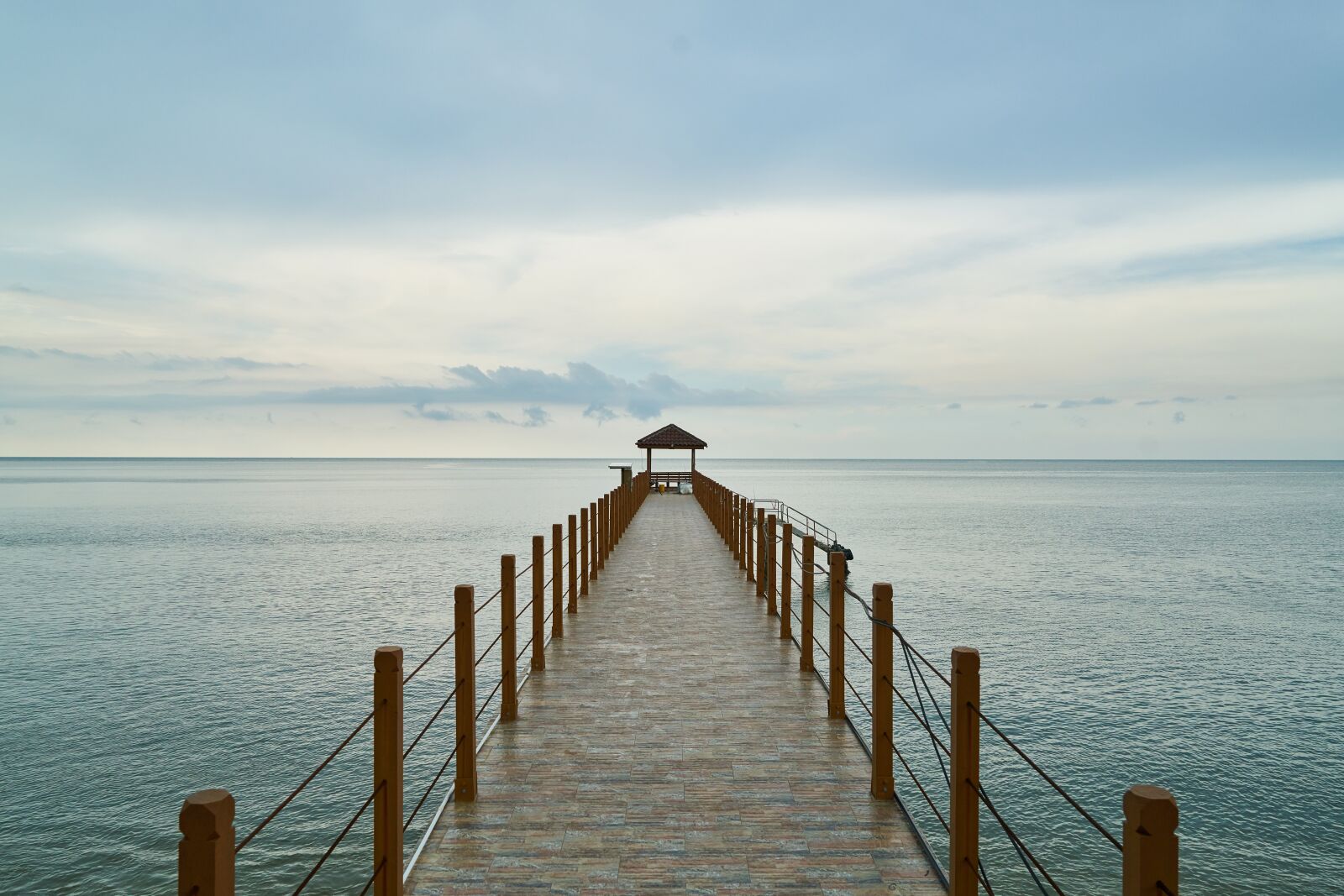 Sony a7R II sample photo. Iskele, landscape, wood photography