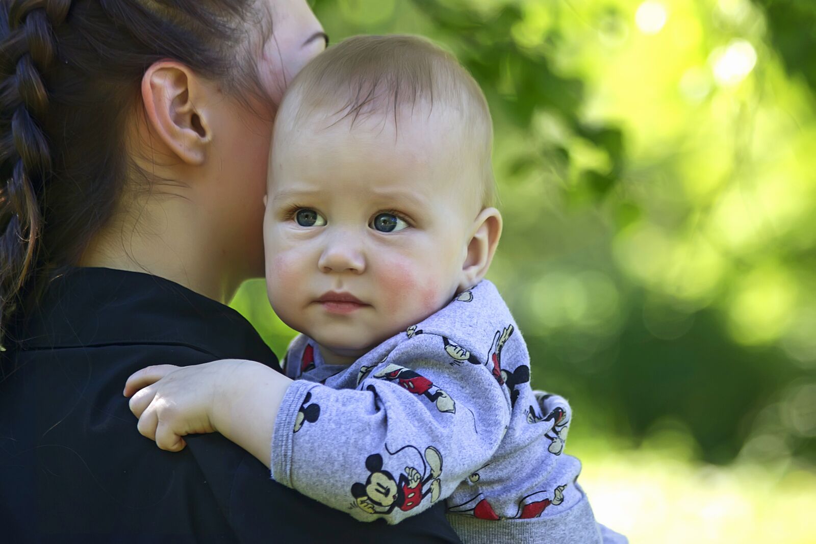 Canon EF 70-300mm F4-5.6 IS USM sample photo. Mother and son, summer photography