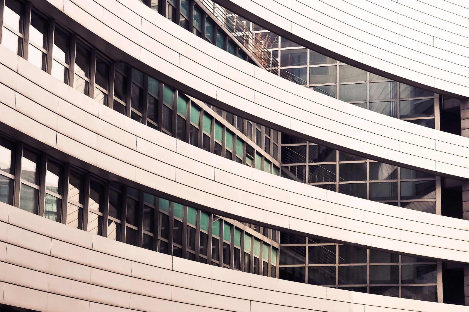 Olympus OM-D E-M10 sample photo. Architecture, modern, building photography