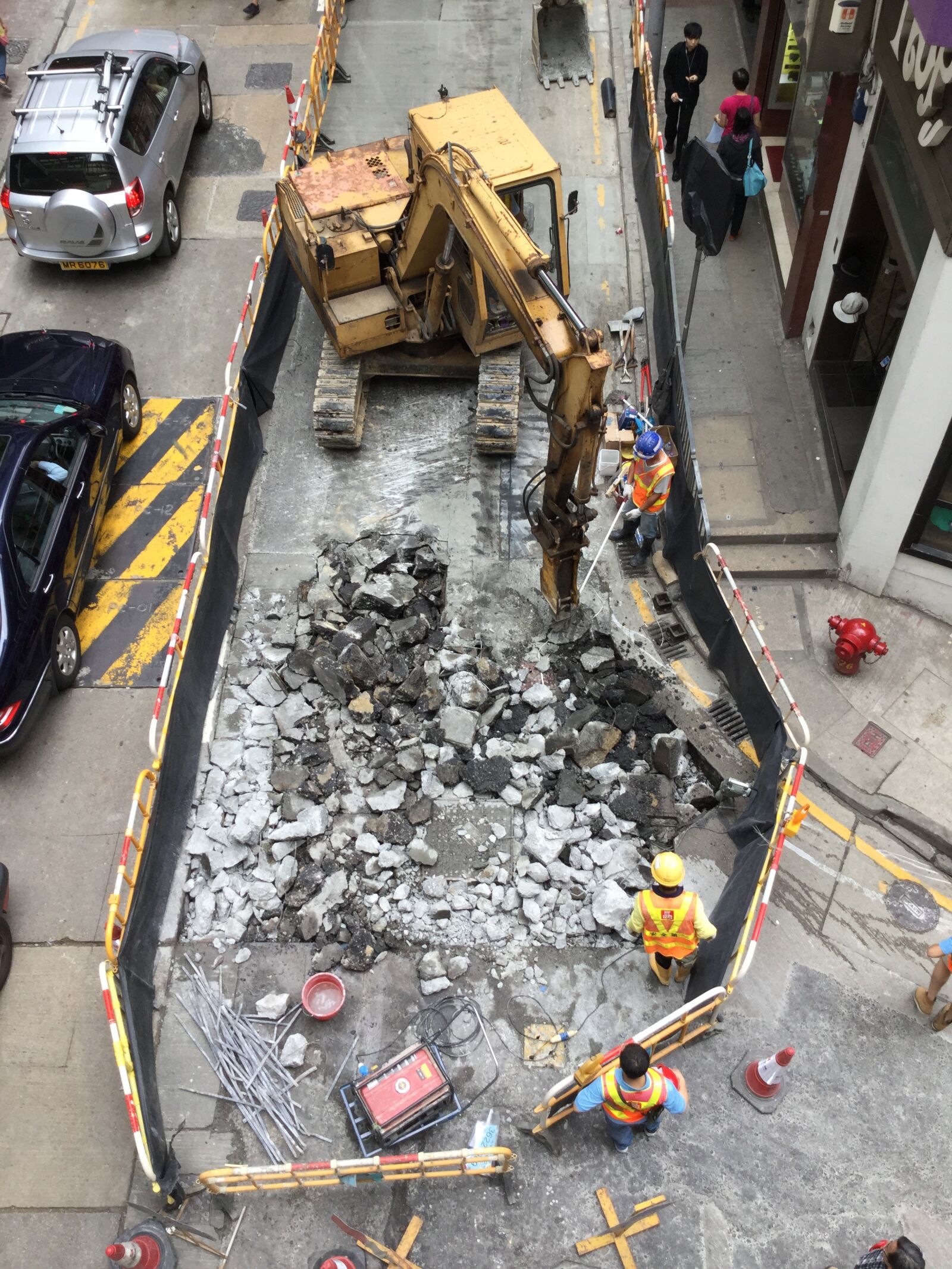 Apple iPad Air 2 sample photo. Construction, city, road photography