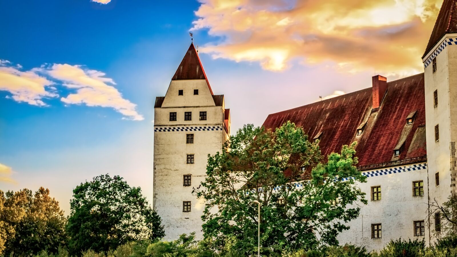 Canon EOS 100D (EOS Rebel SL1 / EOS Kiss X7) sample photo. Castle, sunset, bavaria photography