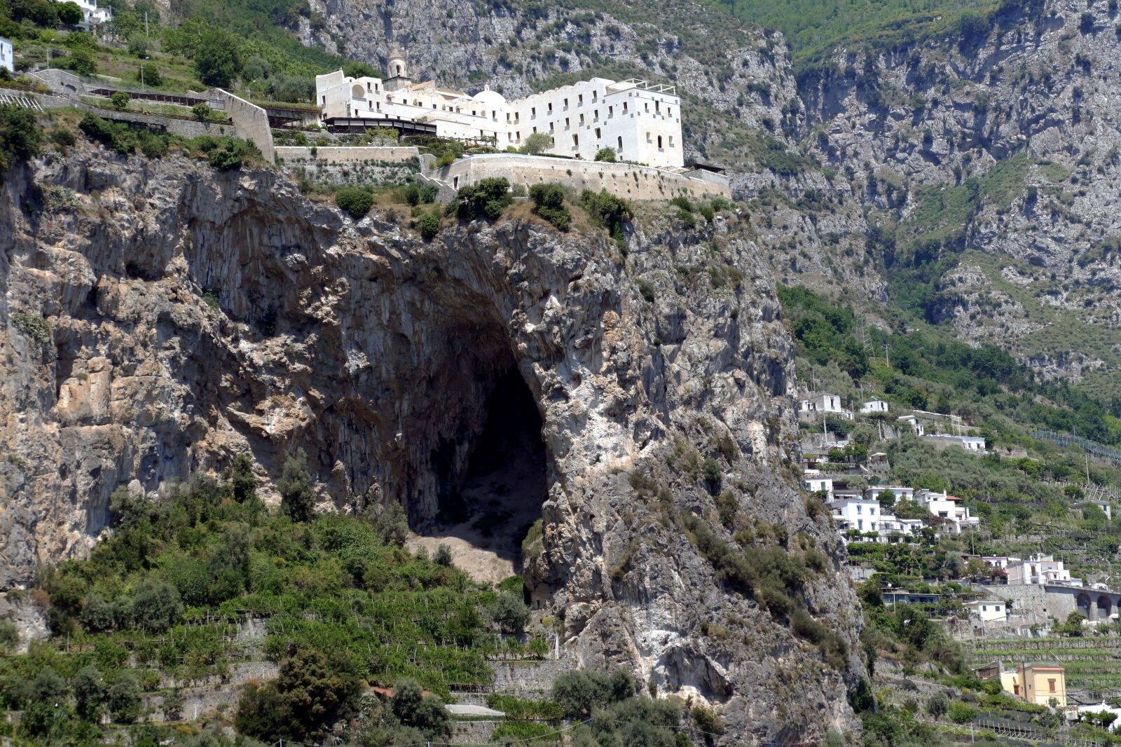 Panasonic Lumix DMC-FZ1000 sample photo. Amalfi, italy, amalfi coast photography
