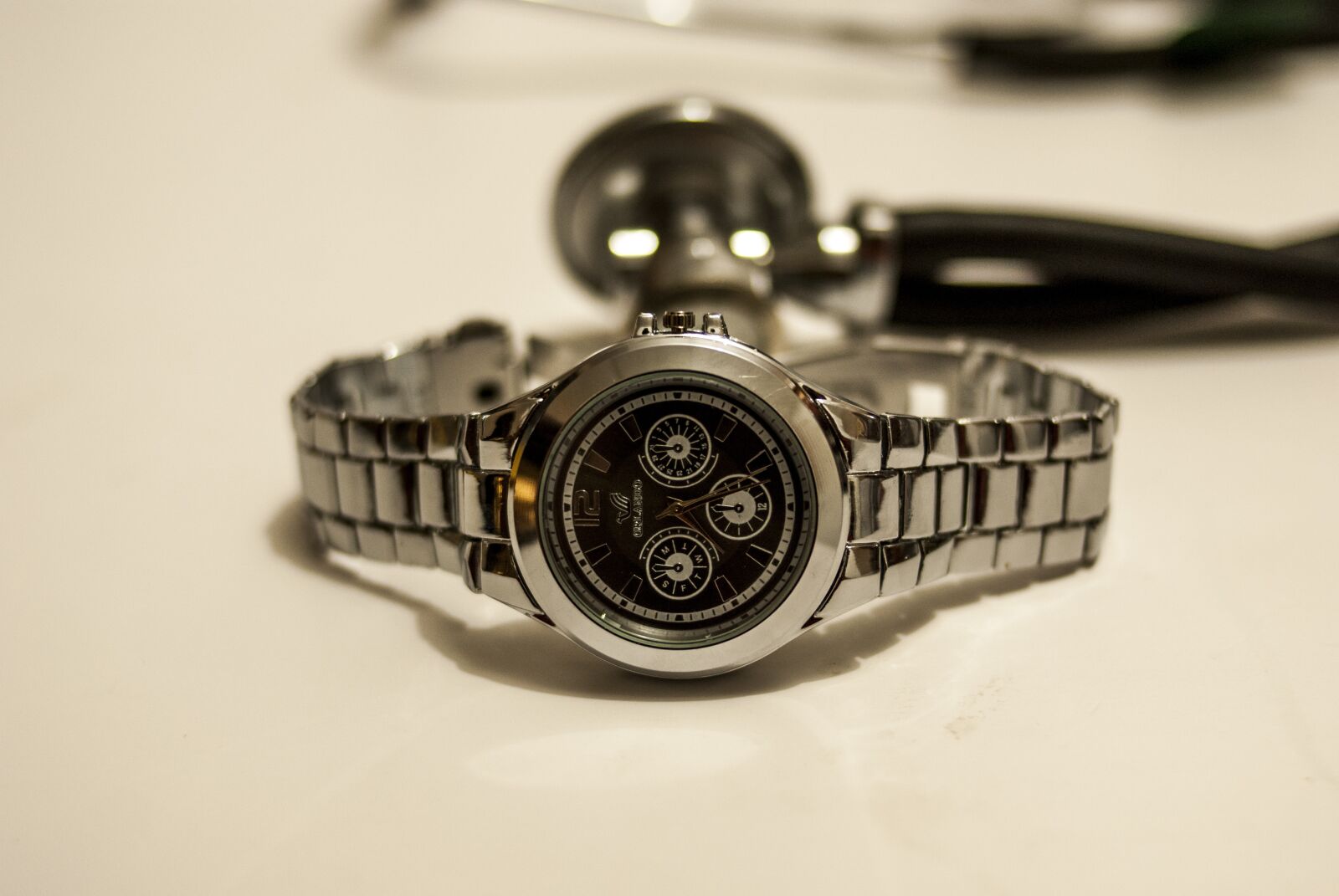 Nikon D60 sample photo. Clock, elegant, nice photography