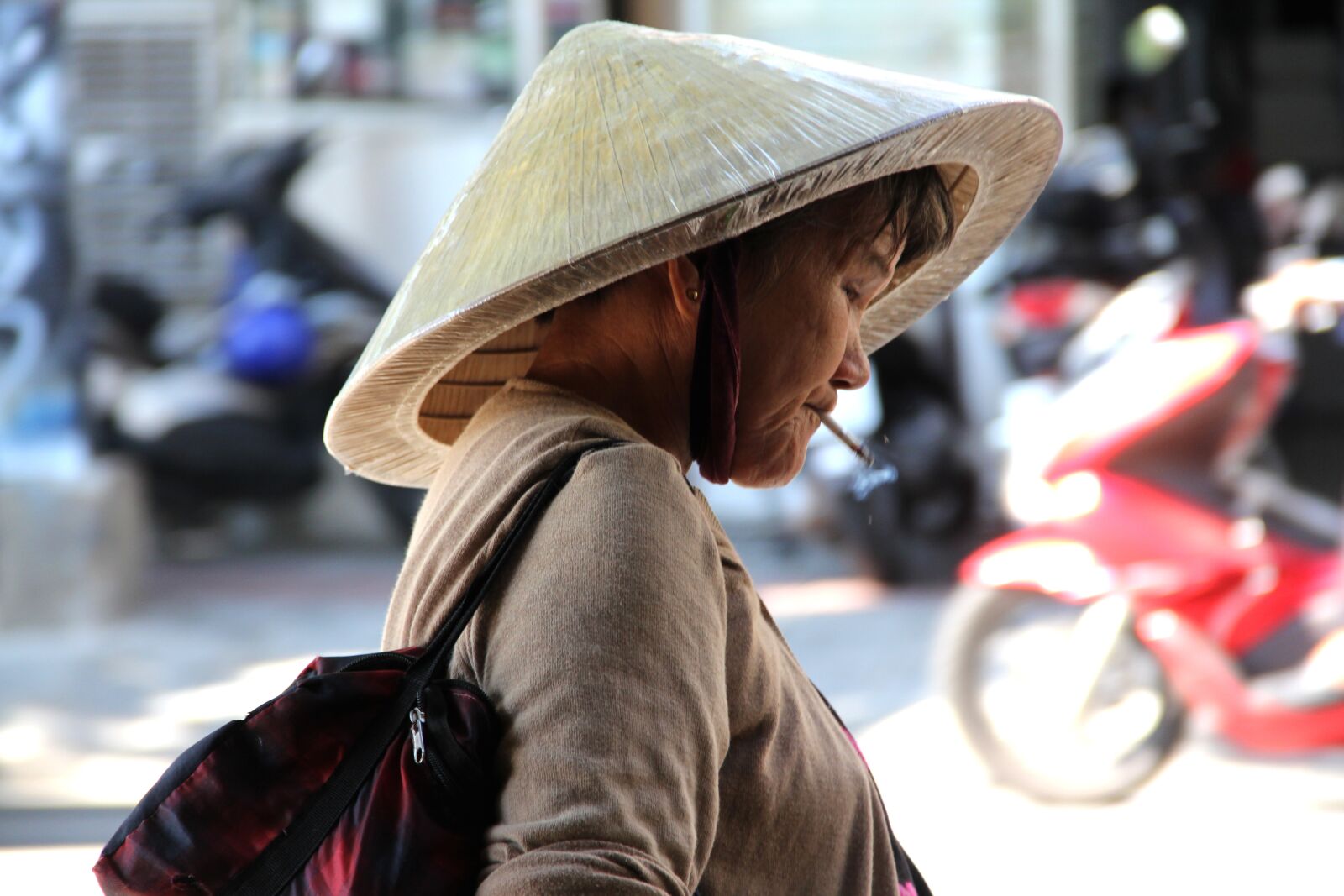 Canon EOS 60D sample photo. Woman, vietnam, women photography