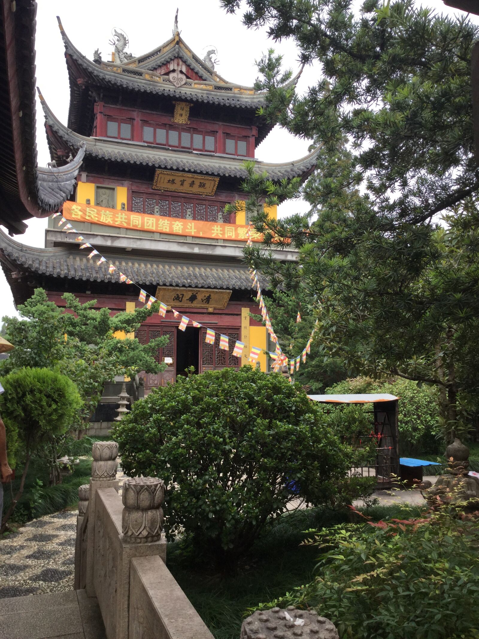 iPad mini 4 back camera 3.3mm f/2.4 sample photo. Pagoda, china, temple photography