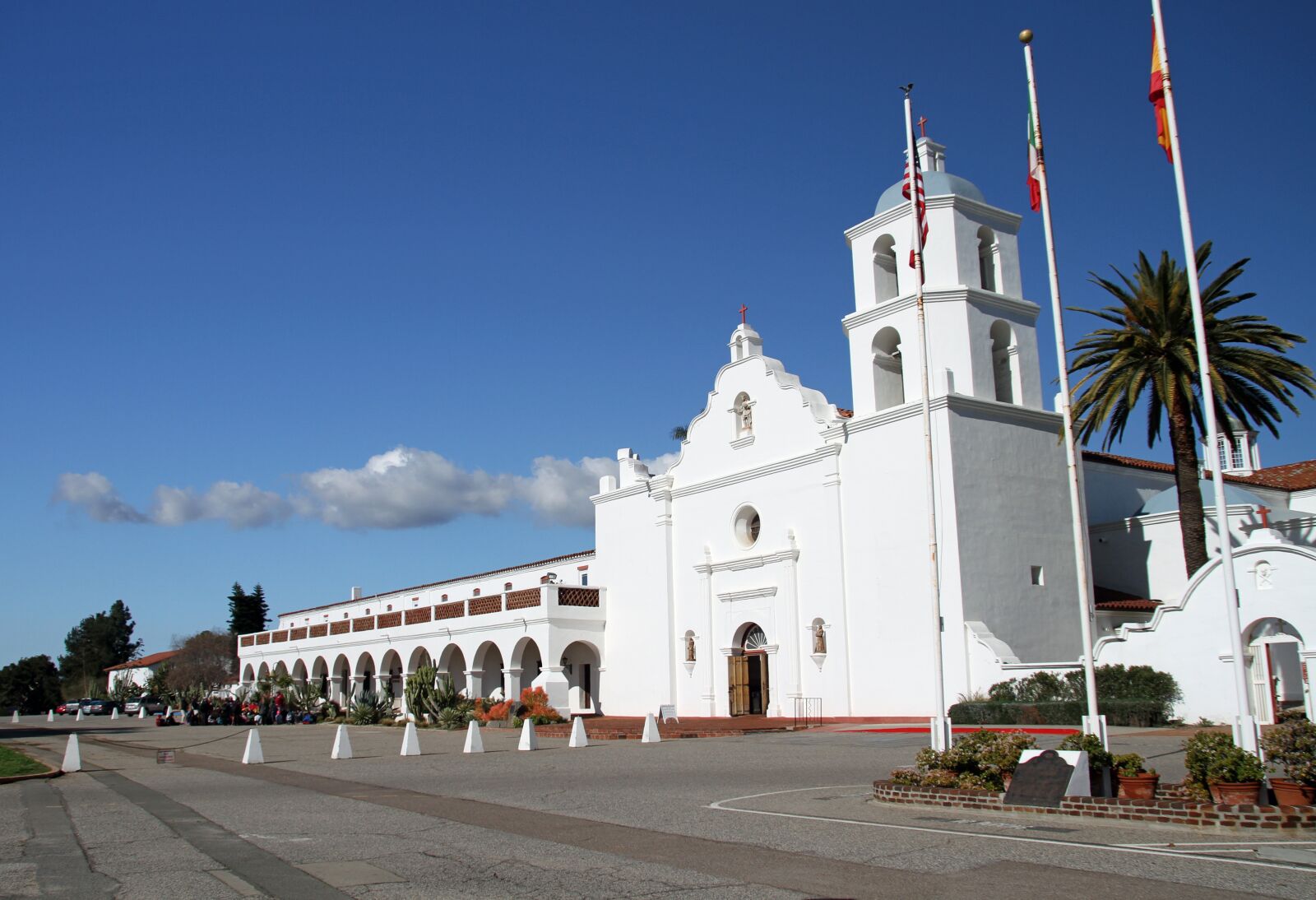 Canon EOS 7D sample photo. Church, san diego, architecture photography