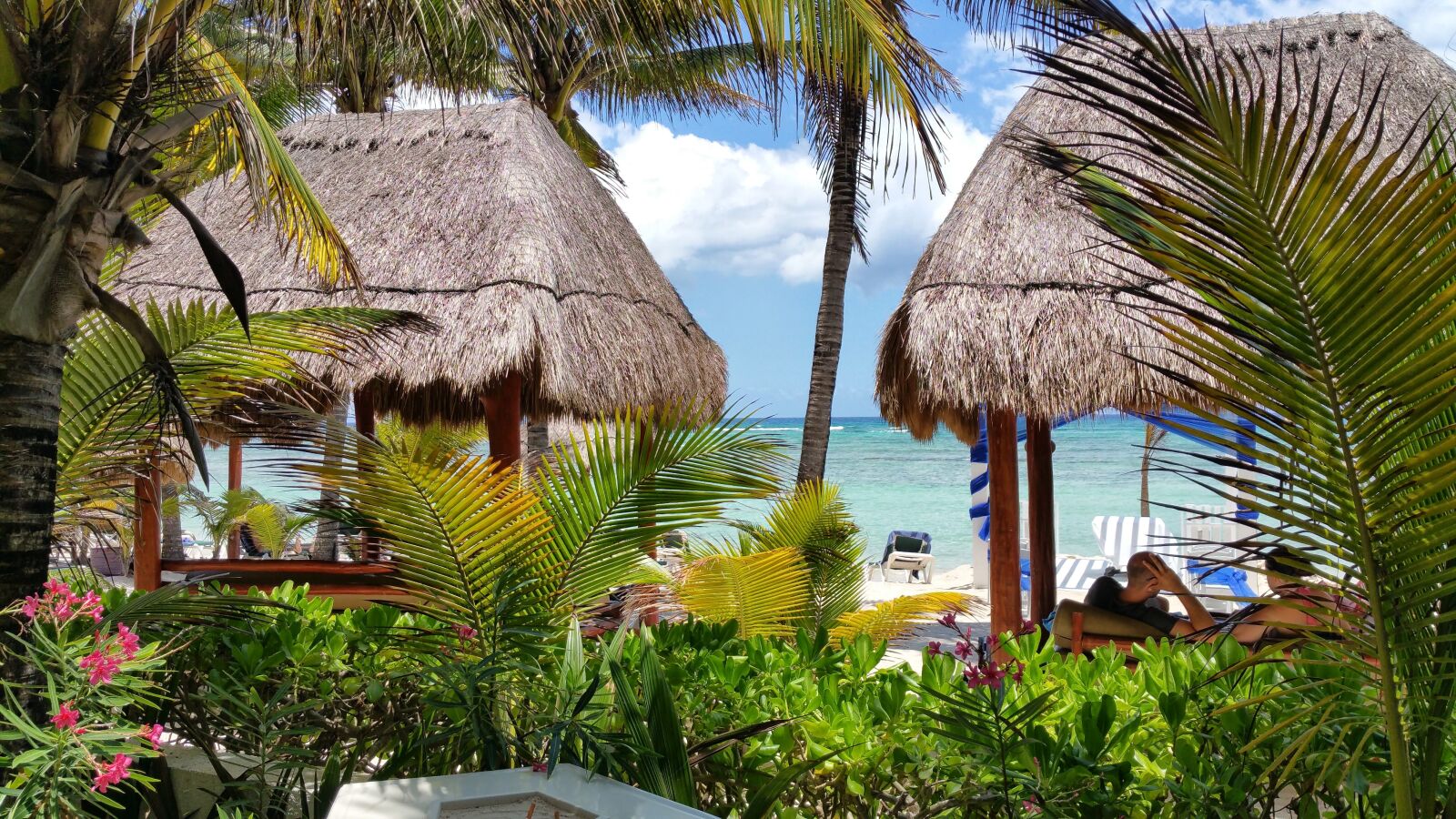 Samsung Galaxy Note4 sample photo. Beach, mexico, hotel photography