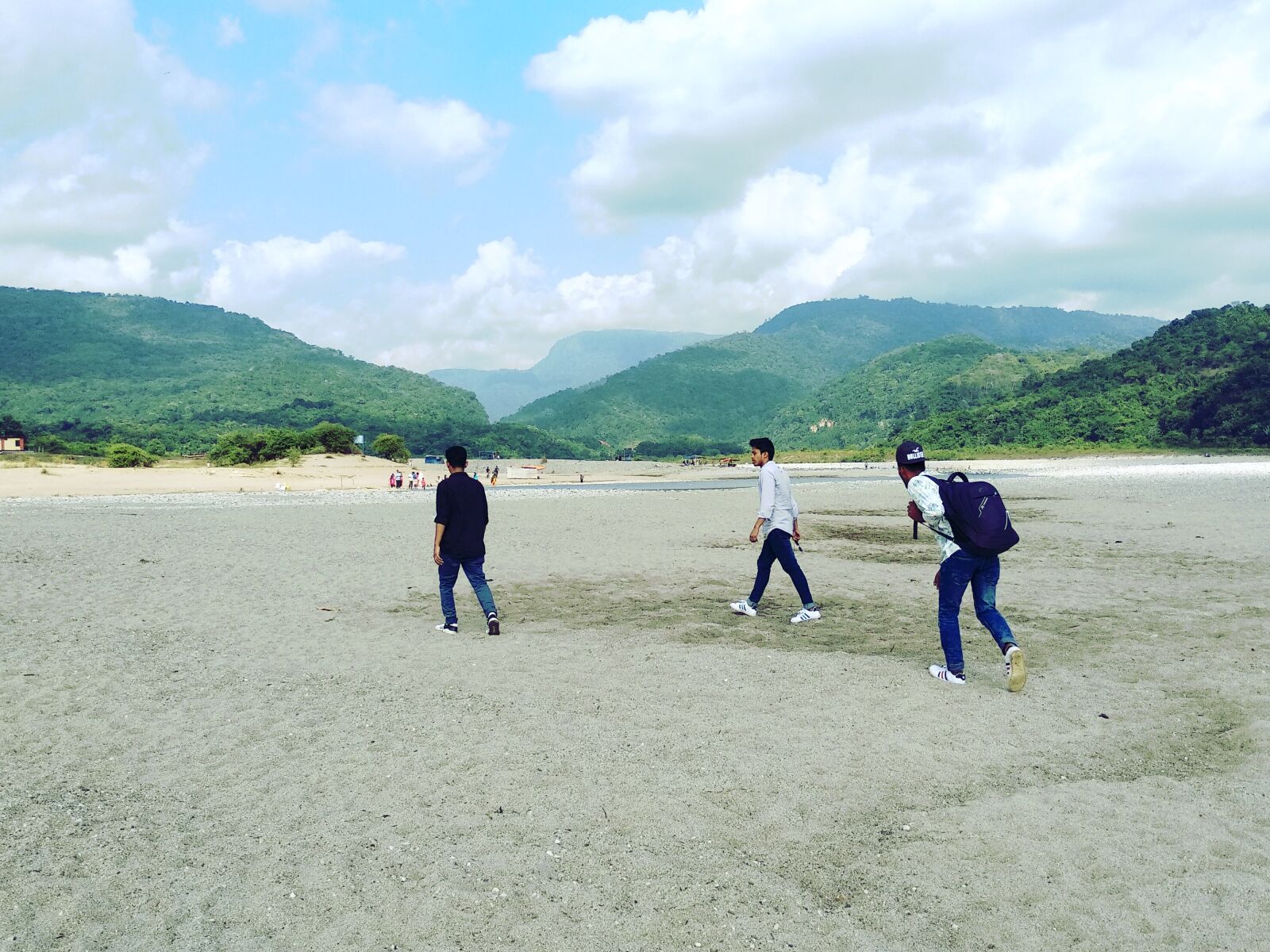 Xiaomi Mi A1 sample photo. Travel experience, friends tour photography