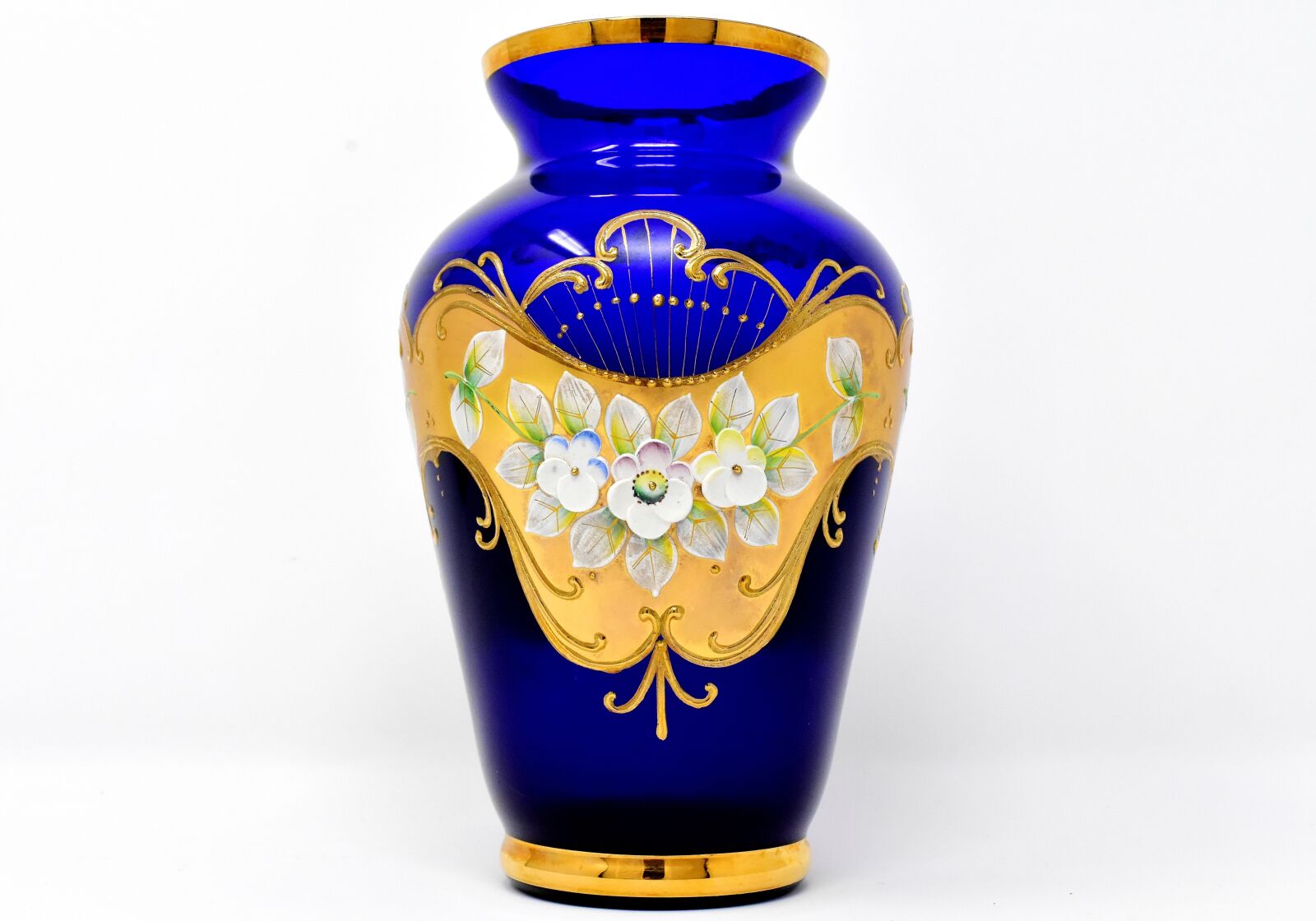 Nikon D7200 sample photo. Vase, blue, ornaments photography