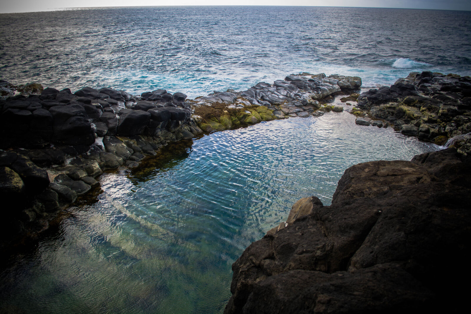 Nikon D5200 sample photo. Beach, boulder, dusk, evening photography