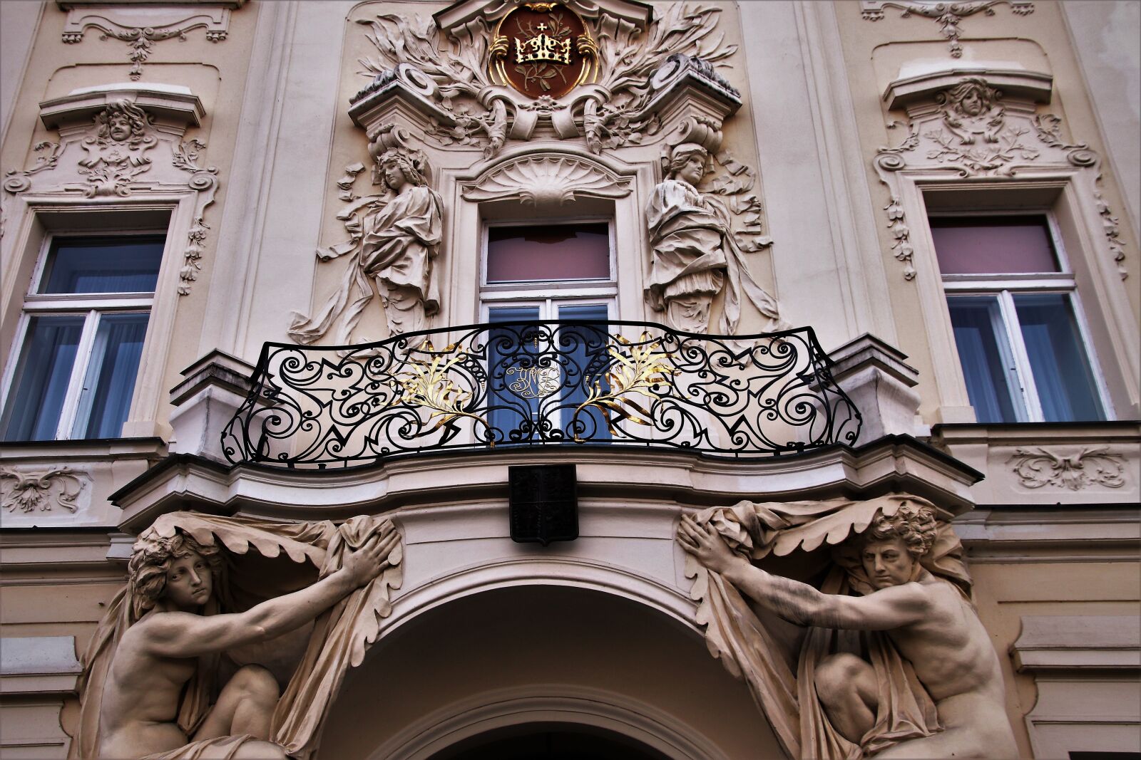Canon EOS 80D sample photo. Window, czech republic, the photography