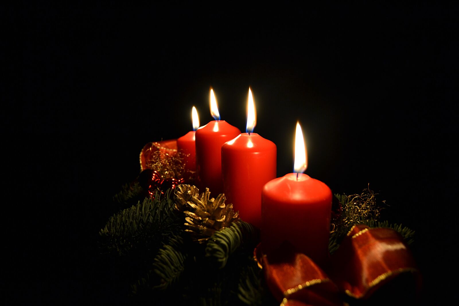 Nikon D3100 sample photo. Advent, candles, light photography