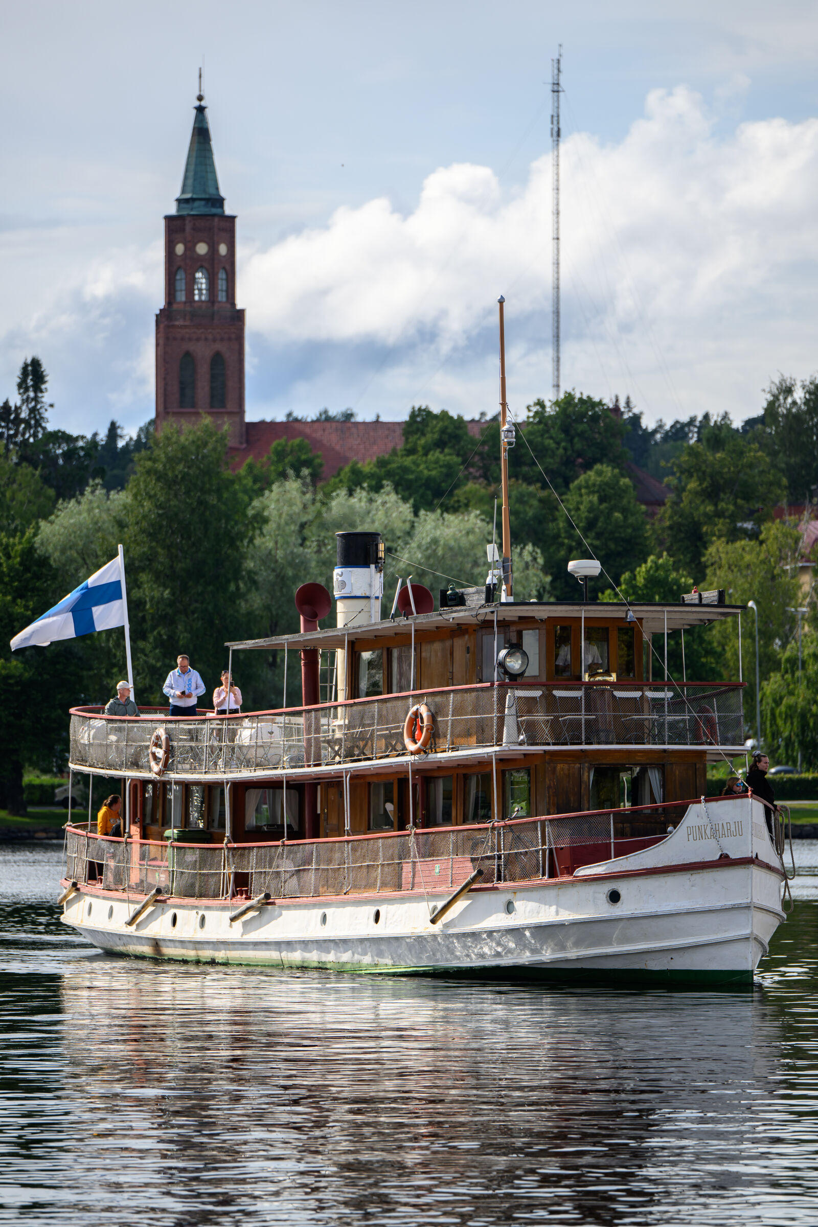 Nikon Z8 sample photo. Tourist season boat photography