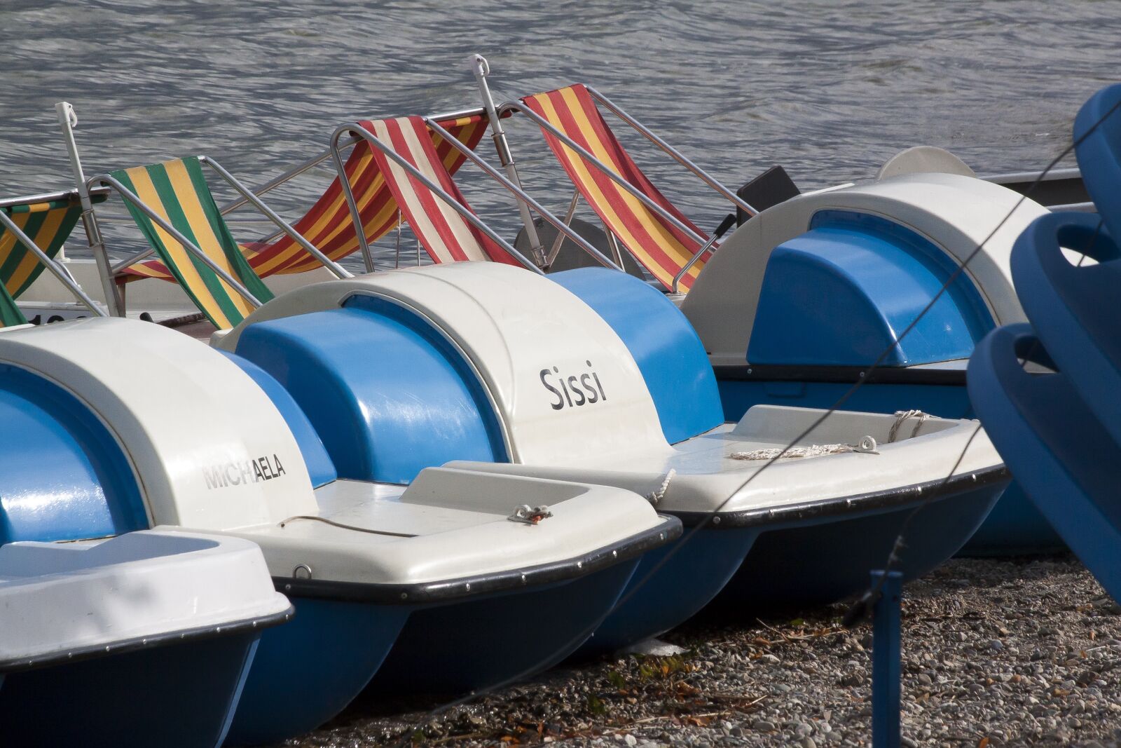 Canon EOS 50D sample photo. Pedal boats, ranking, lake photography