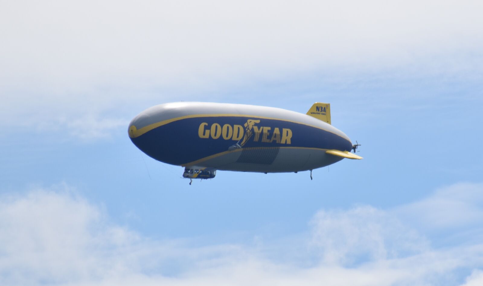 Nikon D5500 sample photo. Blimp, goodyear blimp, dirigible photography