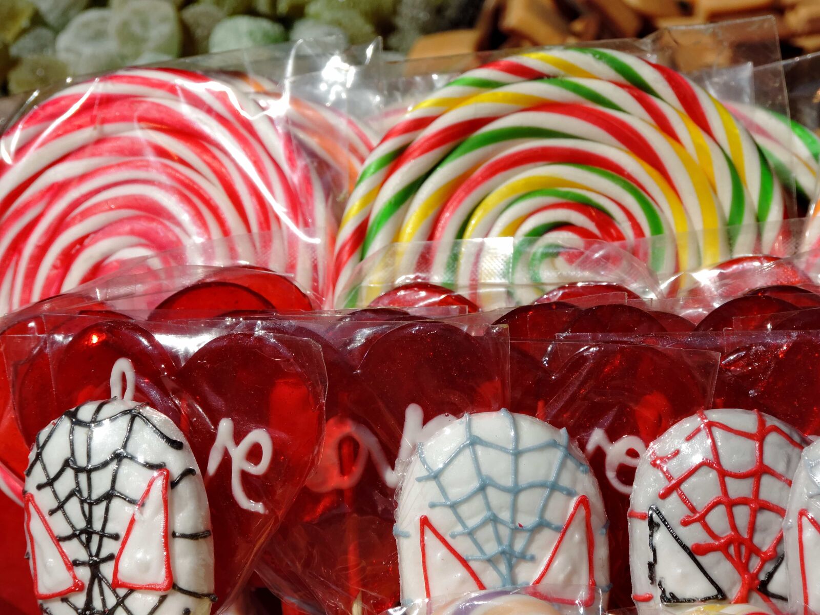 Nikon Coolpix P520 sample photo. Dessert, decoration, candy, sugar photography