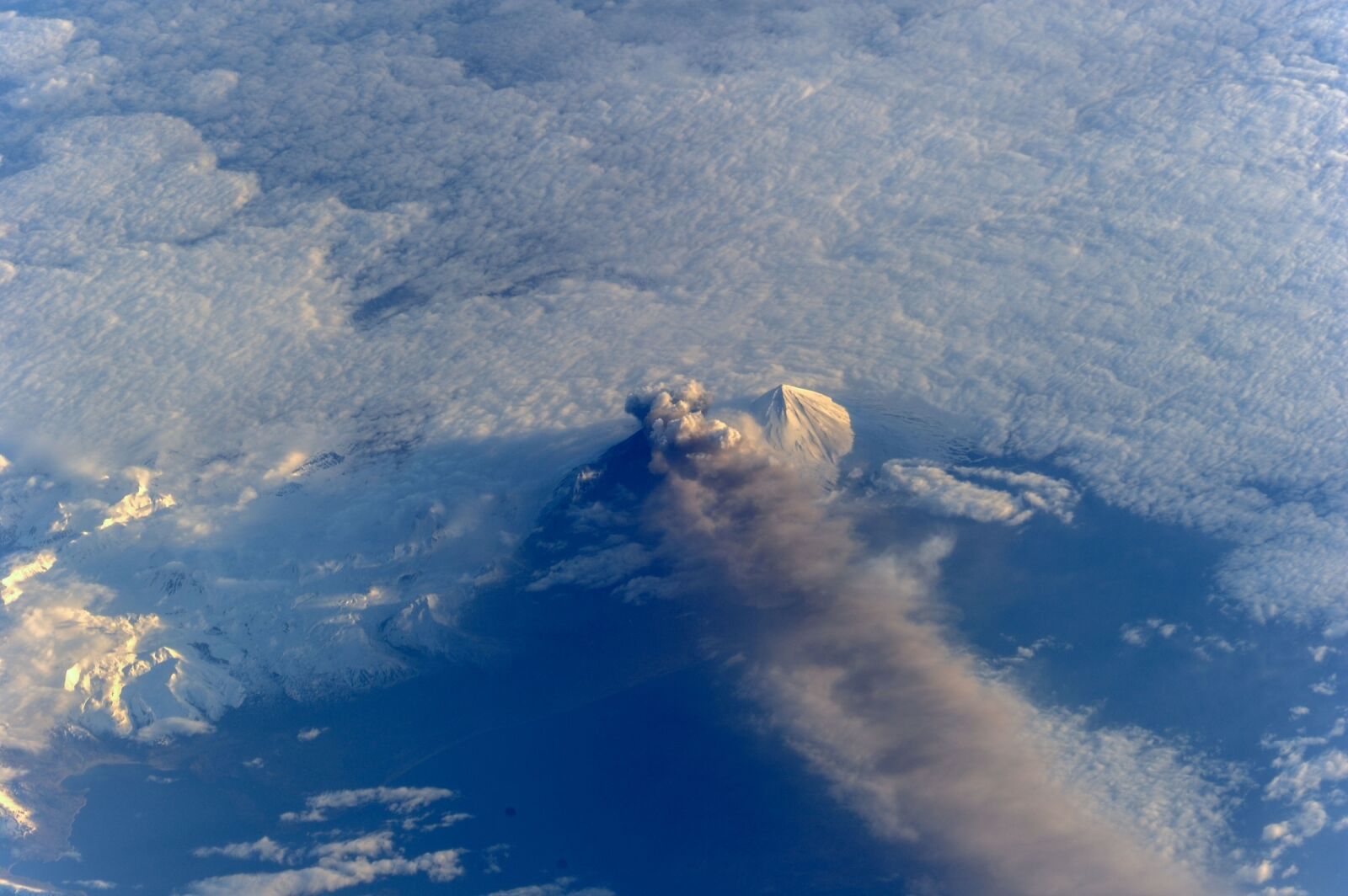 Nikon D3S sample photo. Pavlof volcano, eruption, activity photography