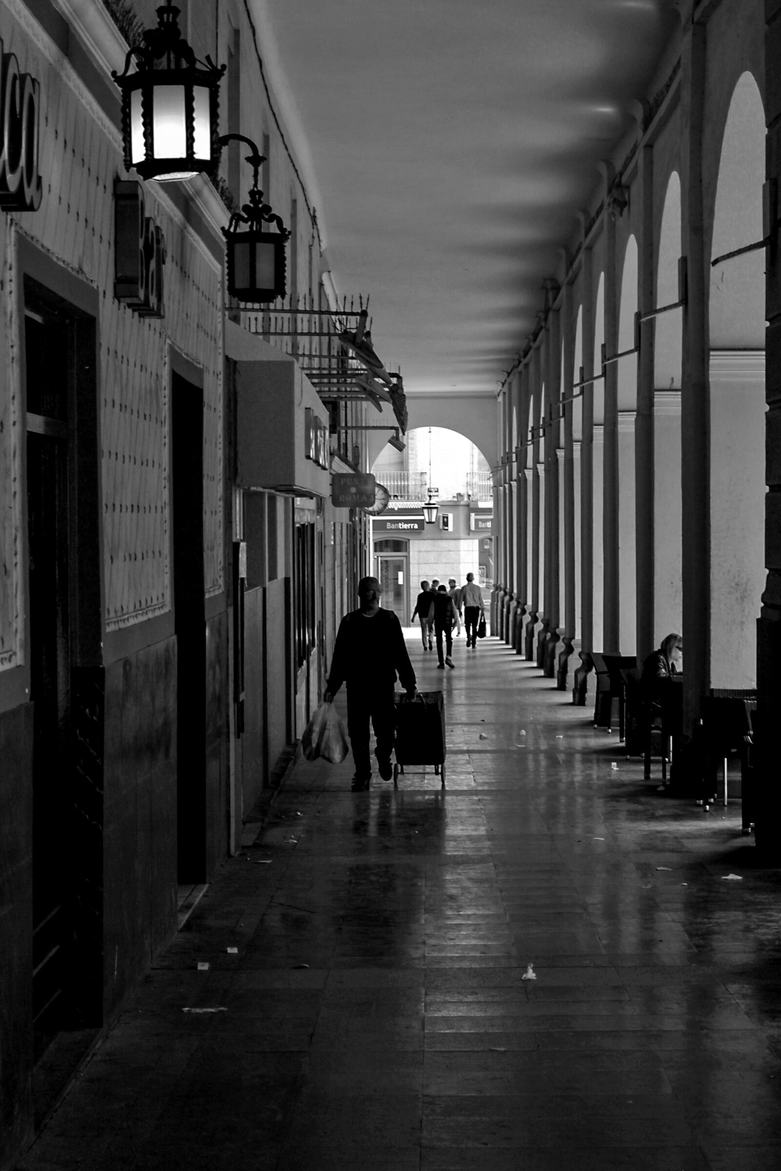 Canon EOS 60D + Canon EF 50mm F1.8 STM sample photo. Street, city, urban photography