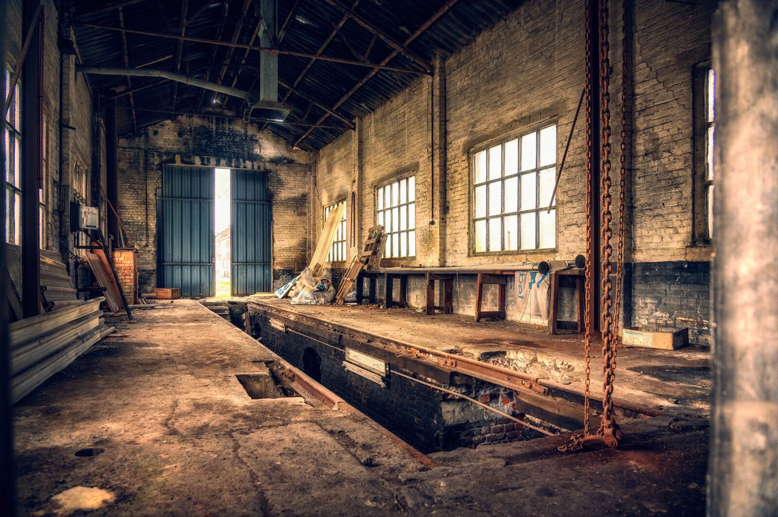 Nikon Z6 sample photo. Workshop, hall, pit photography
