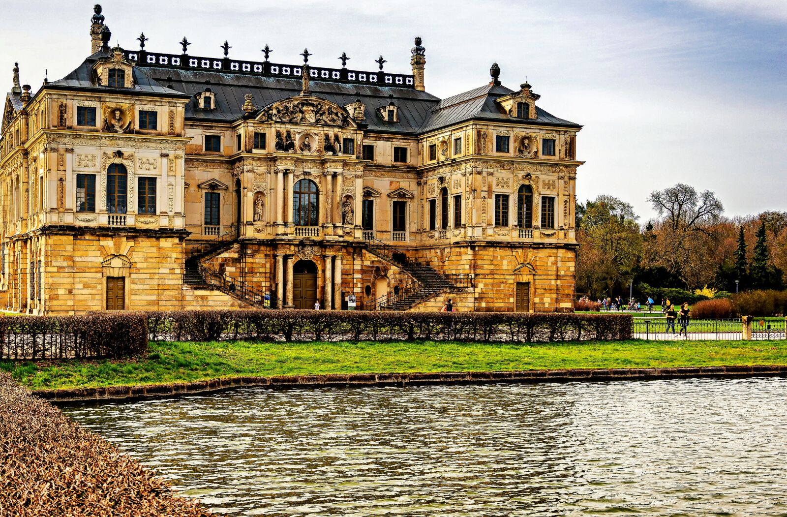 Nikon D5300 sample photo. Dresden, large garden, palais photography