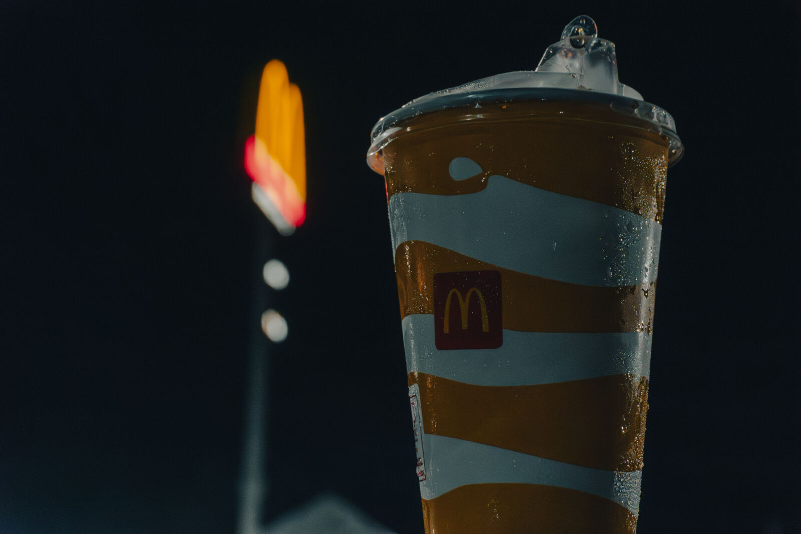 Sony ZV-E10 sample photo. Midnight mcdo photography