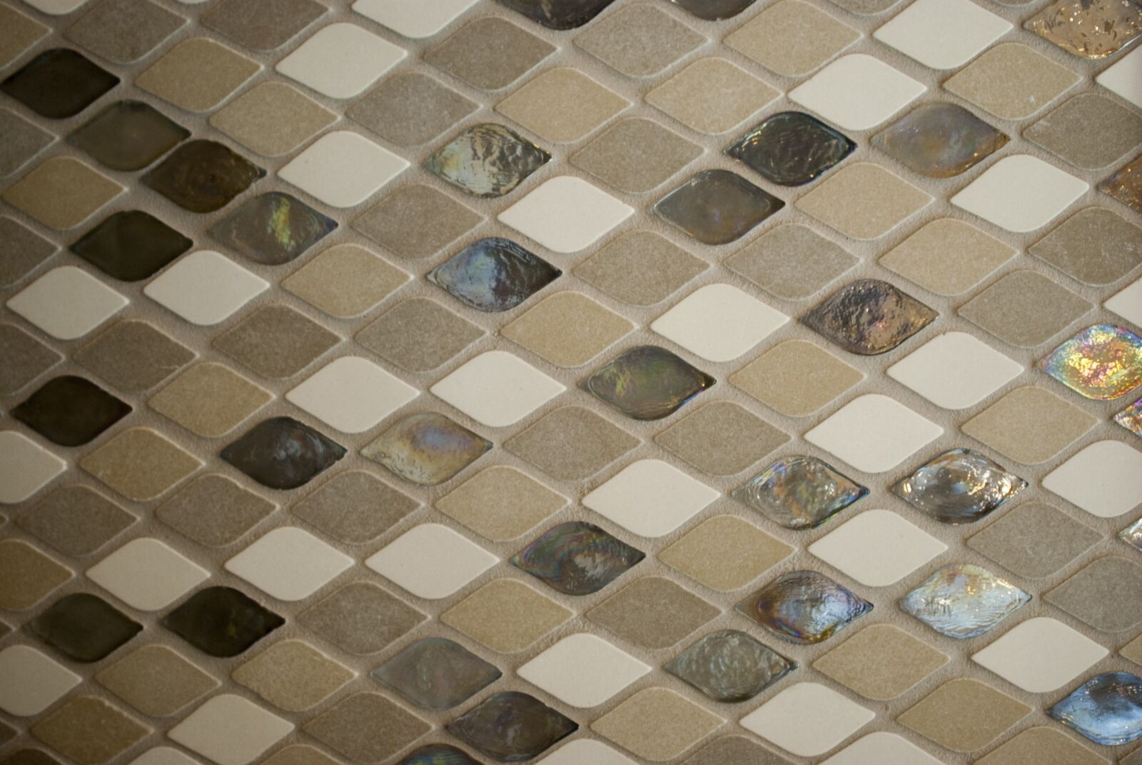 Nikon D80 sample photo. Tile, beige, raindrops photography