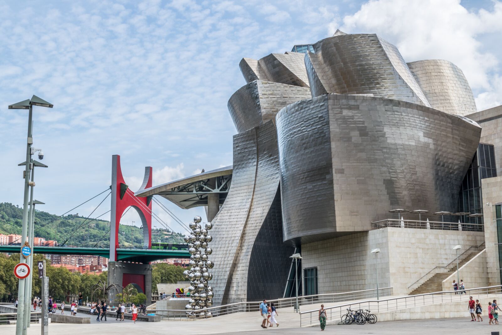 Nikon D3300 sample photo. Guggenheim, museum, architecture photography