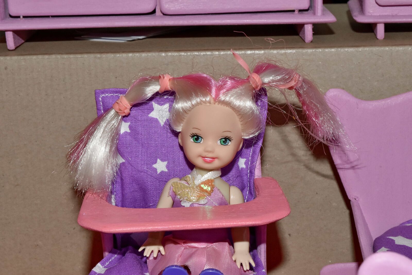 Nikon D5500 sample photo. Doll, furniture, handmade, happiness photography
