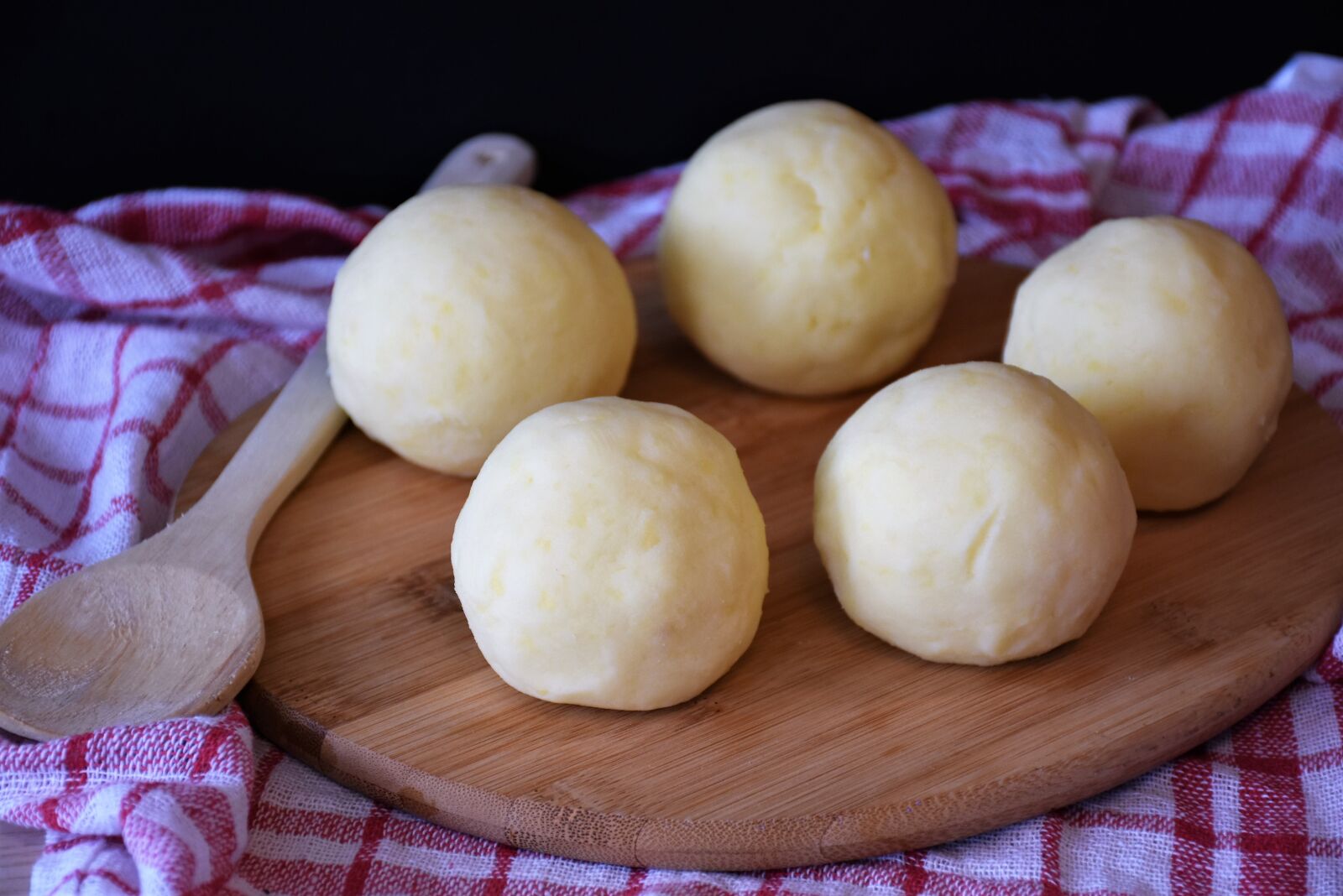 Nikon D7200 sample photo. Dumpling, potato dumplings, dough photography